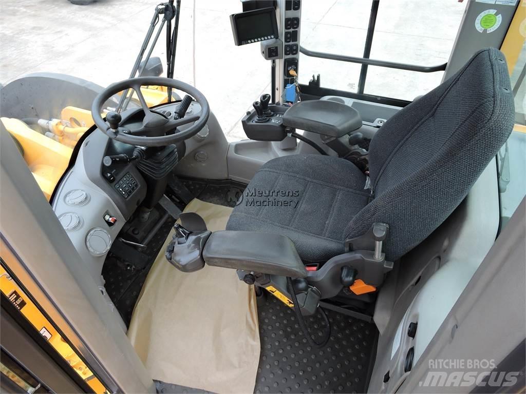 Volvo L250G Radlader
