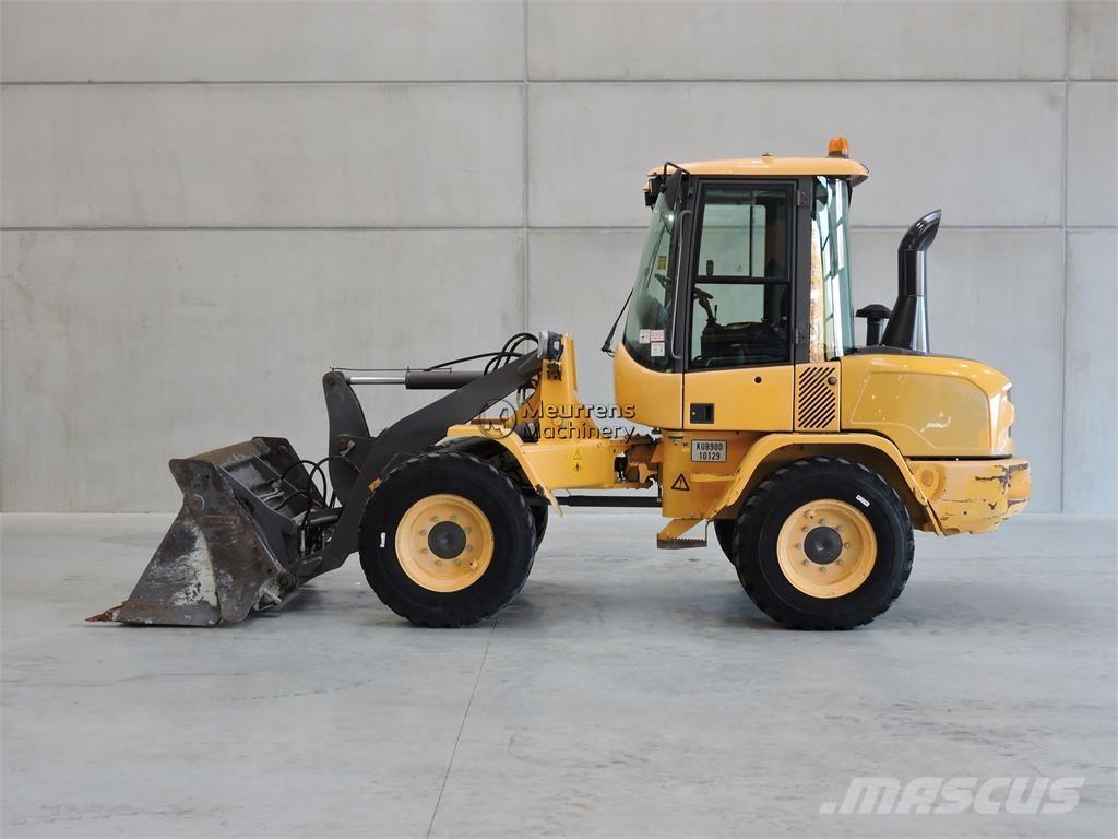 Volvo L30G Radlader