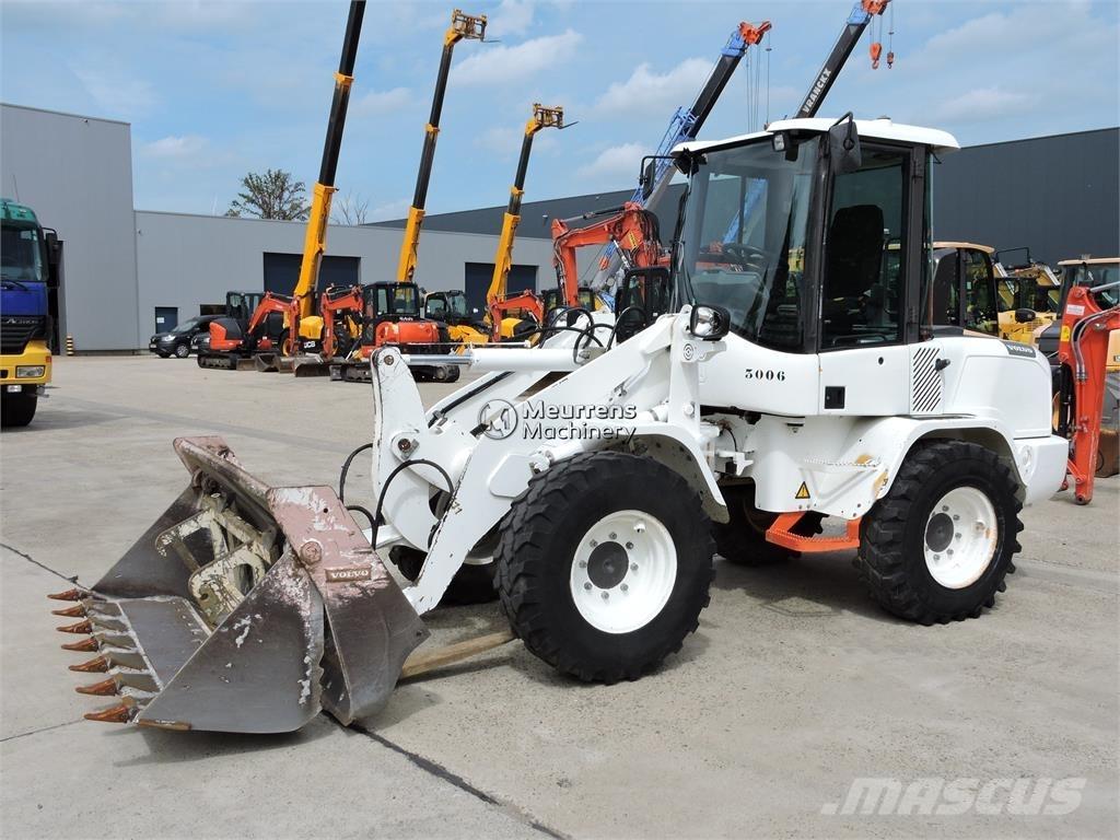 Volvo L30G + FORK Radlader