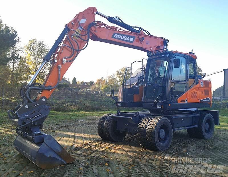 Doosan DX 165 WR-7 Mobilbagger