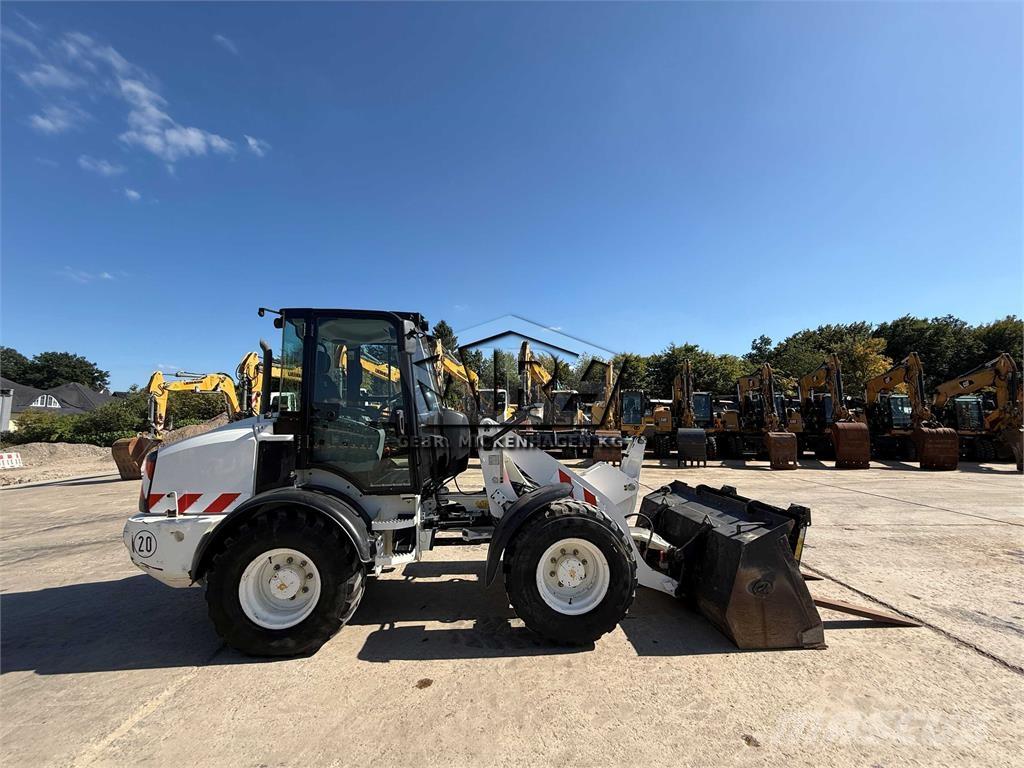 CAT 908 M Radlader