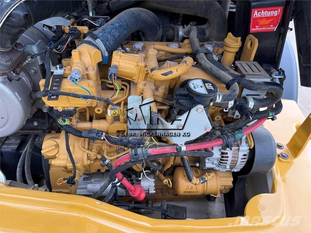 CAT 908M Radlader