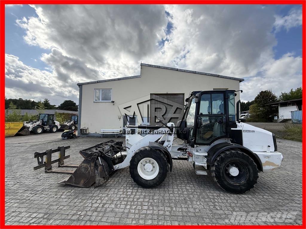 CAT 908M Radlader