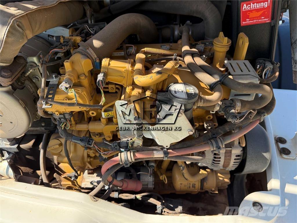 CAT 908M Radlader