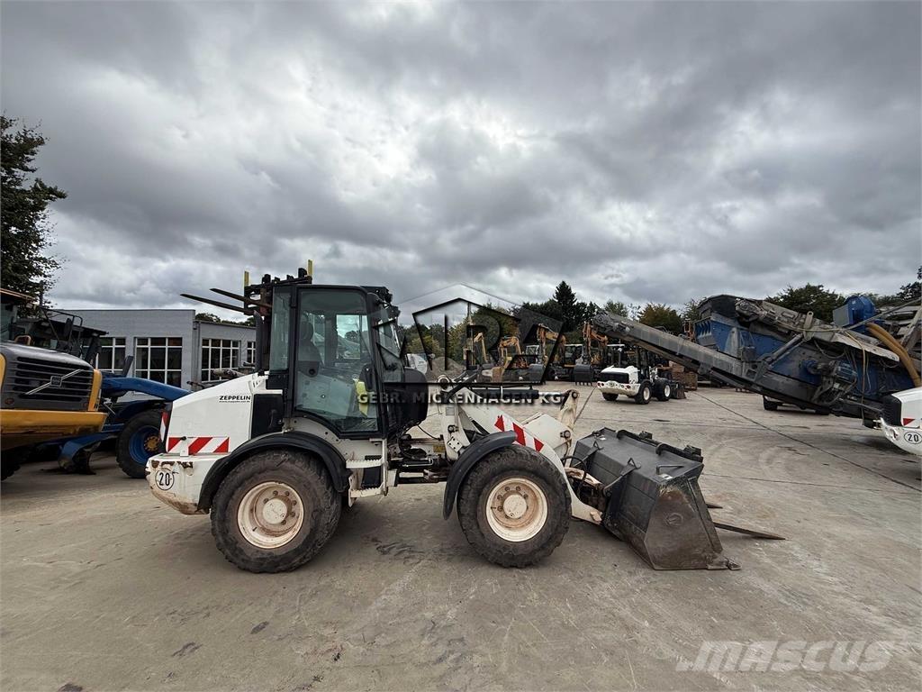 CAT 908M Radlader