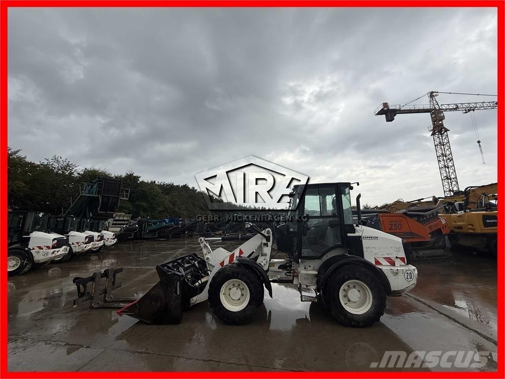 CAT 908M Radlader