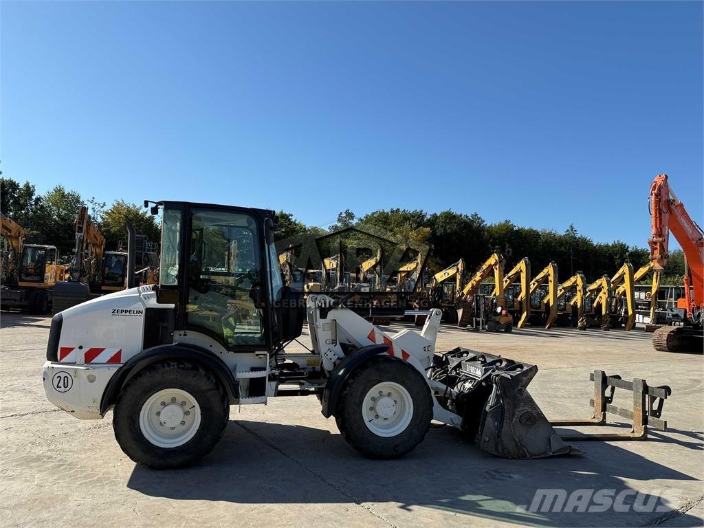 CAT 908M Radlader