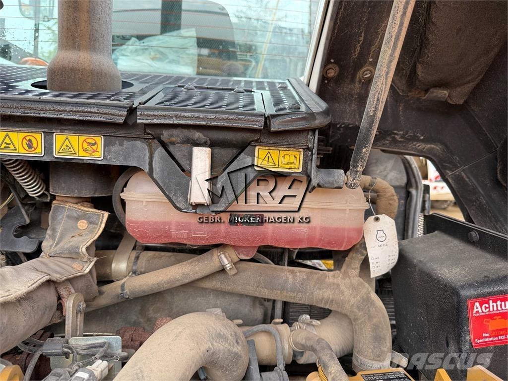 CAT 908M Radlader