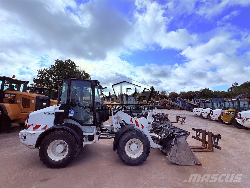 CAT 908M Radlader