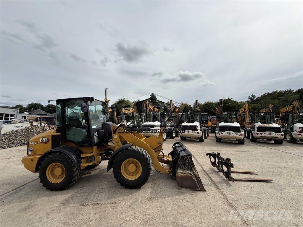 CAT 908M Radlader