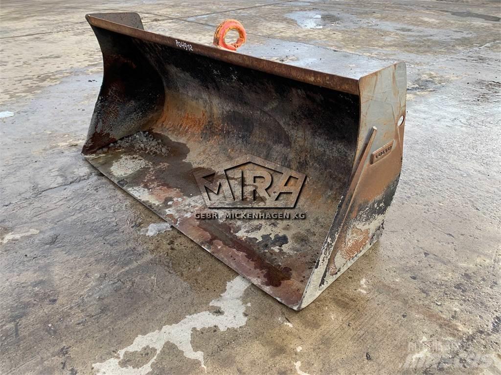 Volvo 2100 mm / L30 Schaufeln