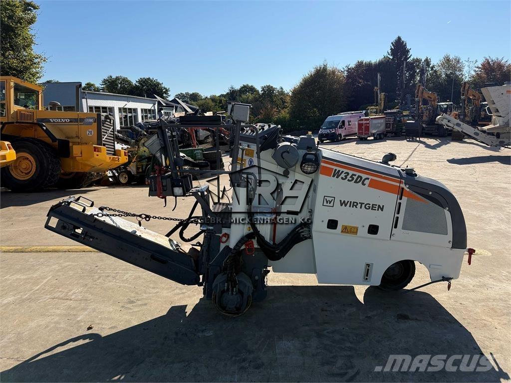 Wirtgen W 35 DC Asphaltfräsen