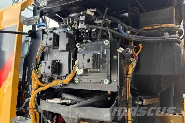 CAT | M320F Oilquick Sonstige Baumaschinen