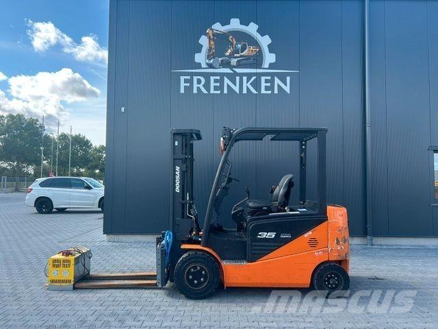 Doosan B 35 NS Elektro Stapler