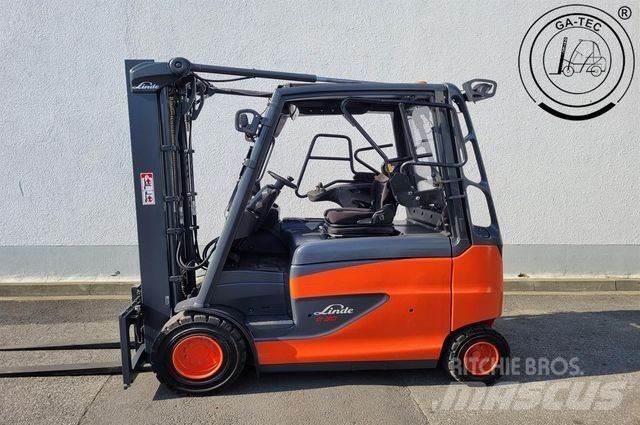 Linde E30HL-01/600 Elektro Stapler