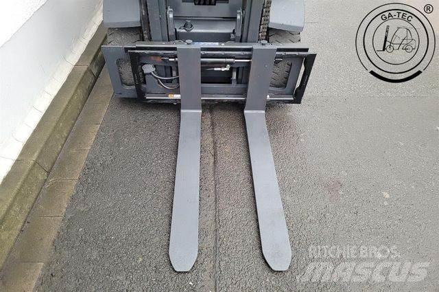 Linde H25T Gas Stapler