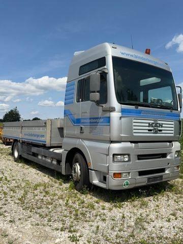 MAN TGA 18.360 FLC Pritschenwagen/Pritschenwagen mit Seitenklappe