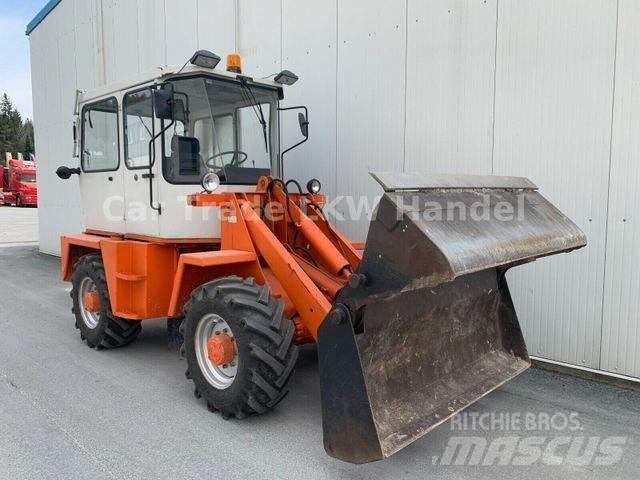 Schaeff SKB 902 Baggerlader