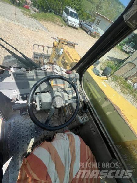 CAT th62 Teleskoplader