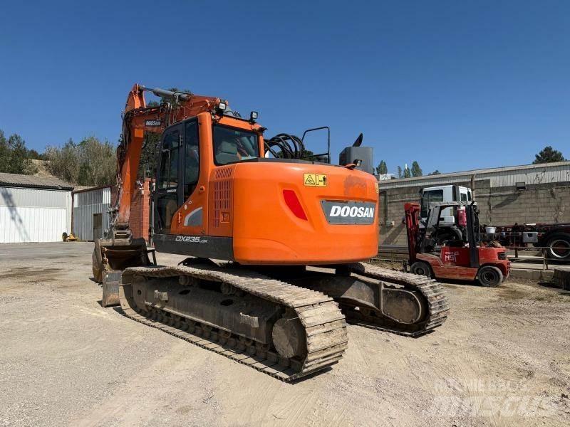 Doosan DX235LCR Raupenbagger