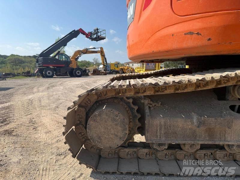 Doosan DX235LCR Raupenbagger