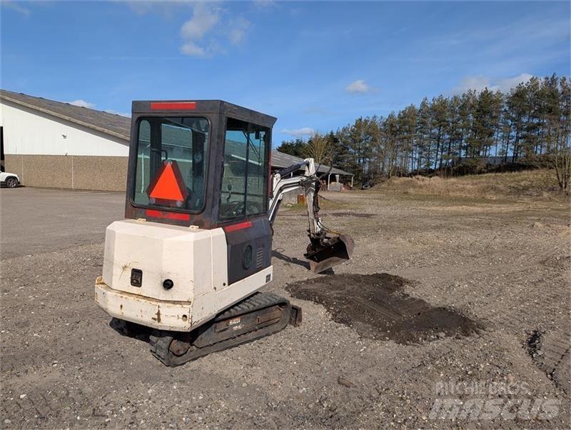 Bobcat X220 Minibagger < 7t