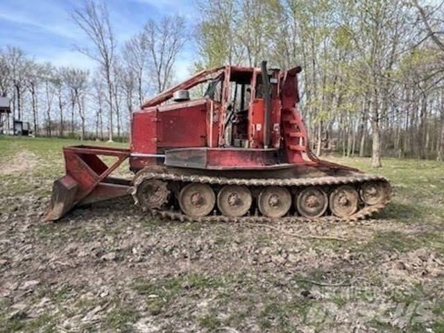 KMC 210-CA Skidder Sonstige Baumaschinen