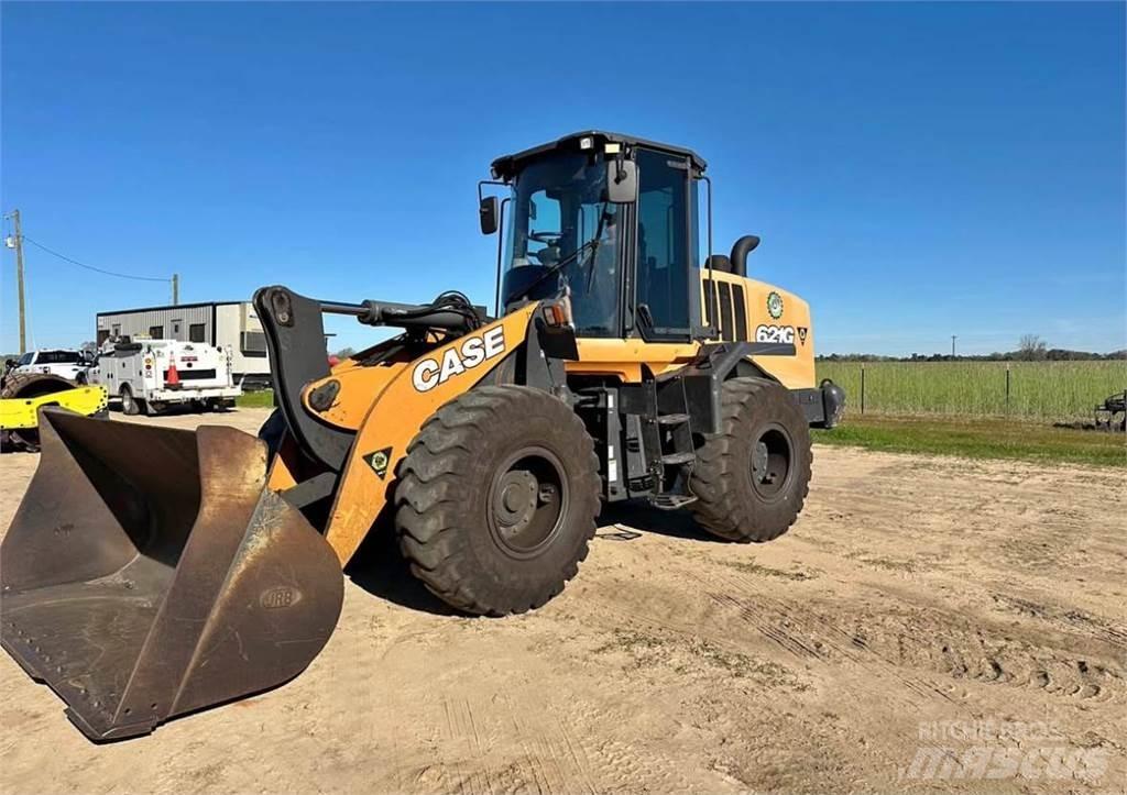 CASE 621G Radlader