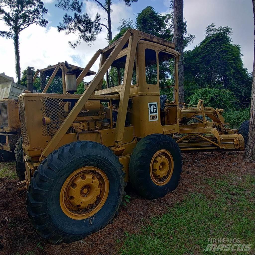 CAT 120 Grader