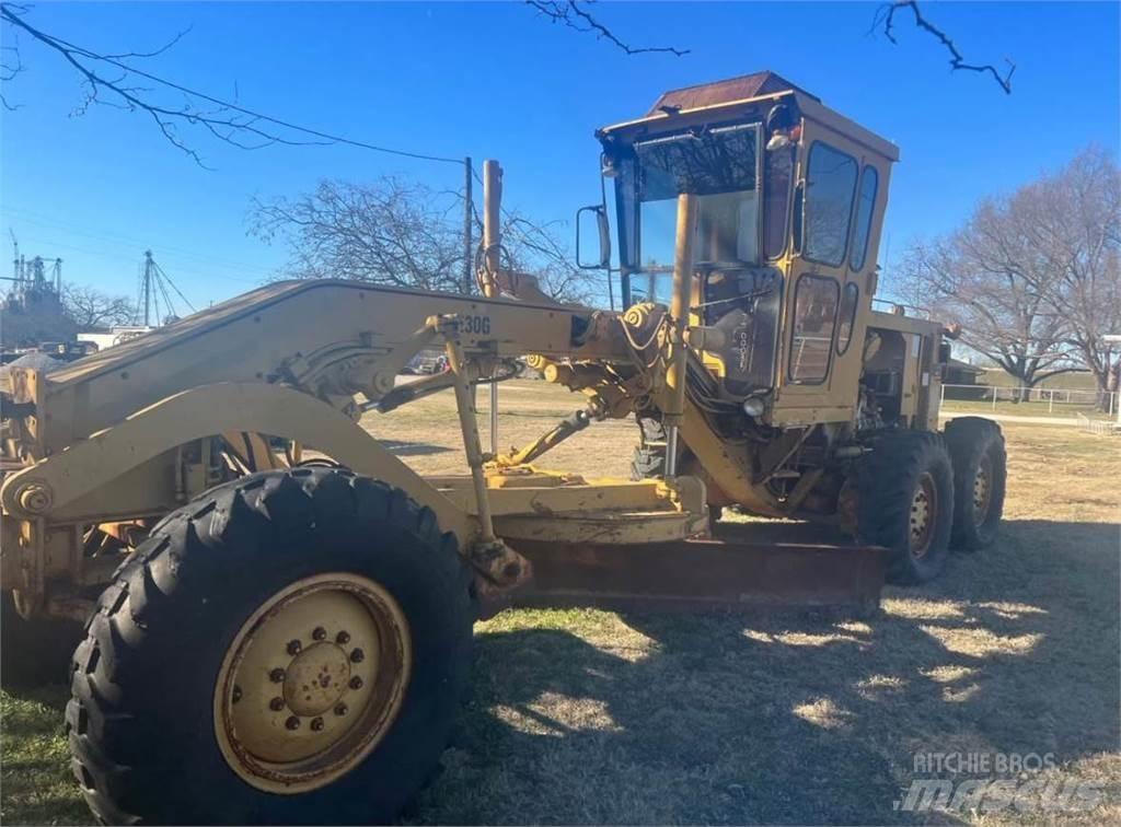CAT 130G Grader