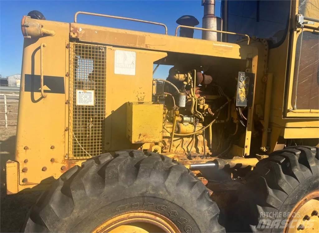 CAT 130G Grader