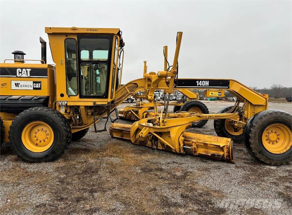 CAT 140H Grader