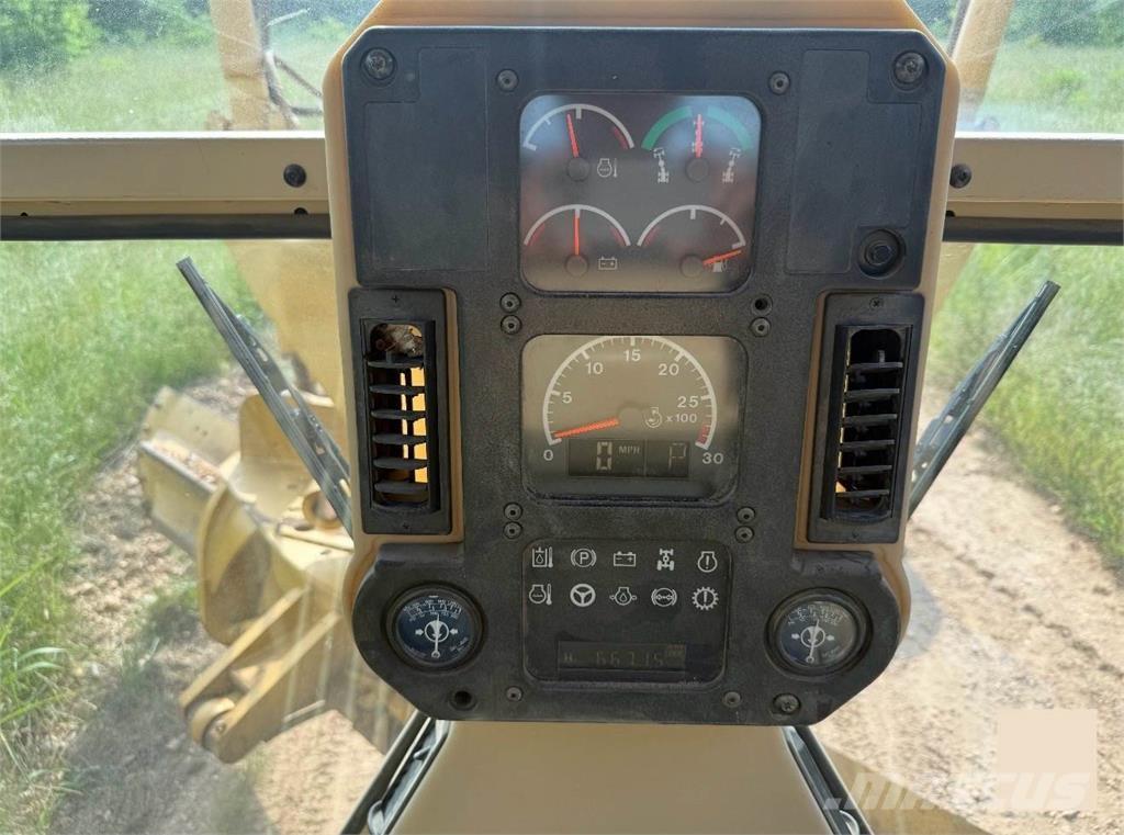 CAT 140H Grader