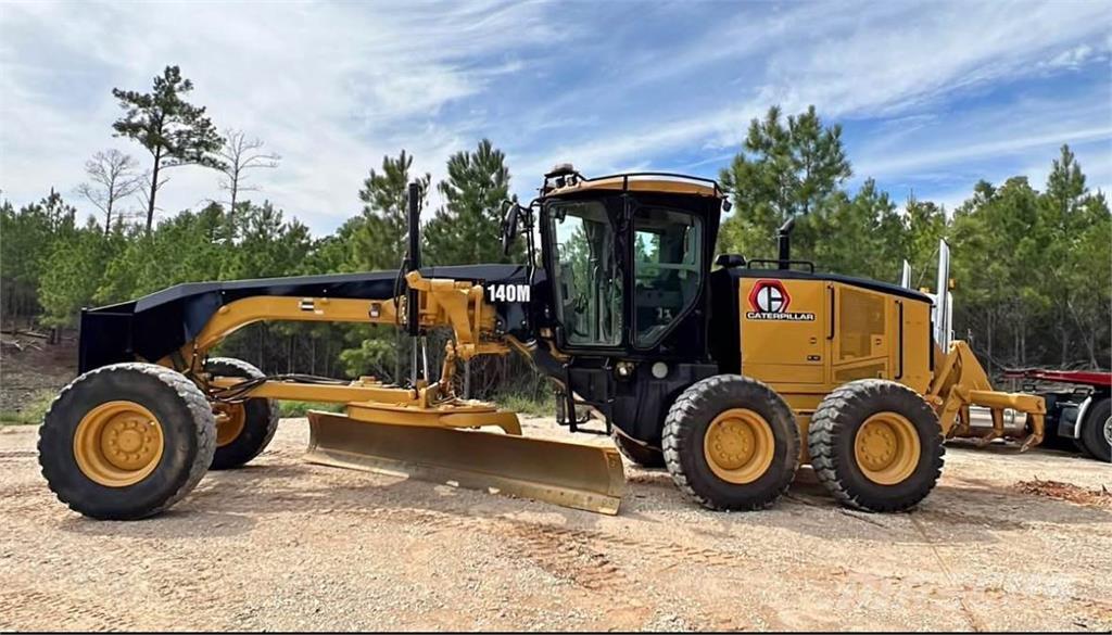 CAT 140M Grader
