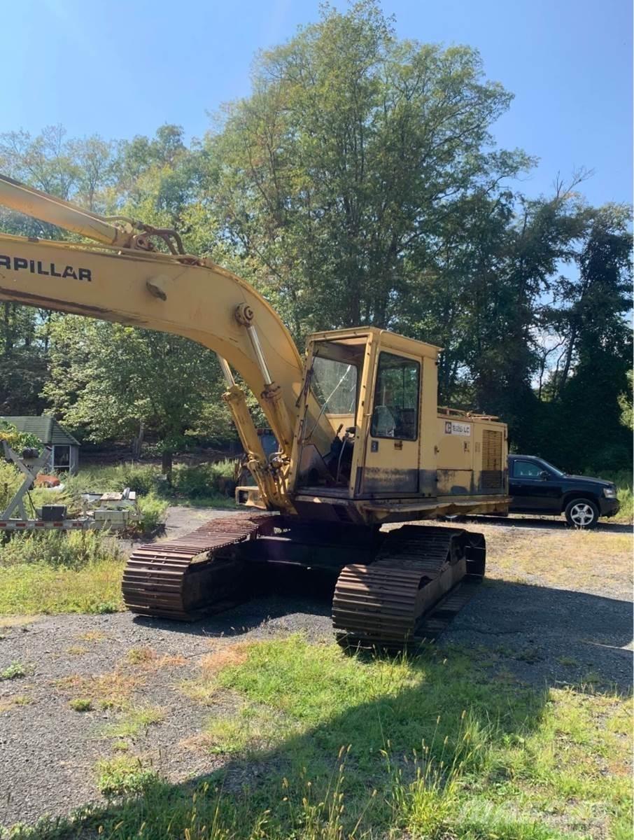CAT 225 LC Raupenbagger