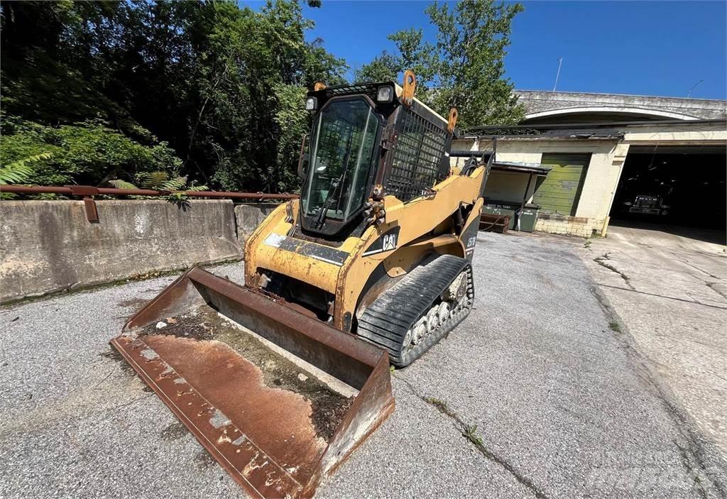 CAT 257B Kompaktlader