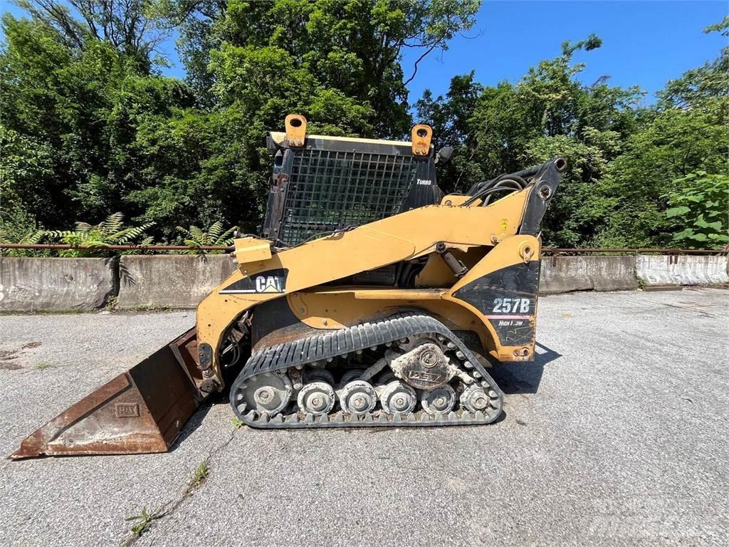 CAT 257B Kompaktlader