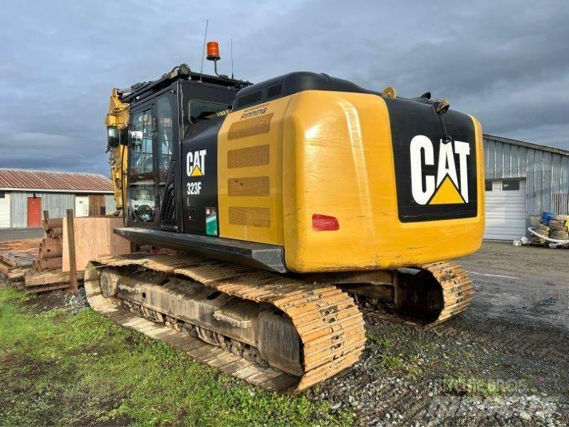 CAT 323FL Raupenbagger