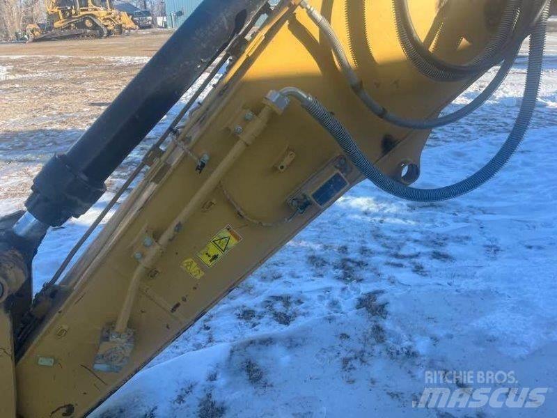 CAT 323FL Raupenbagger