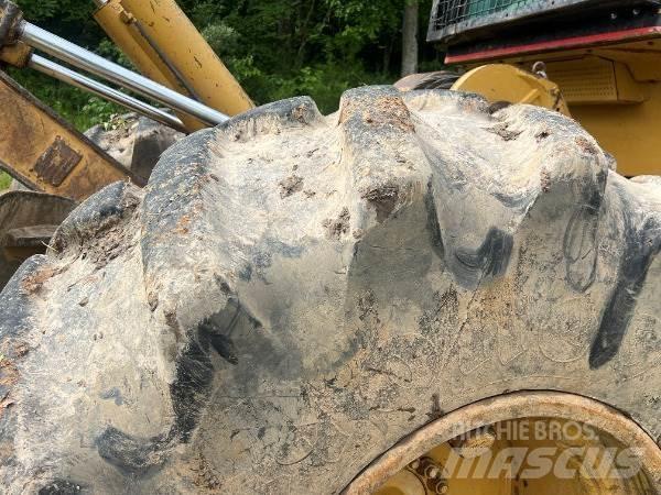 CAT 525 Stammholzschlepper