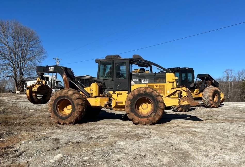 CAT 525C Stammholzschlepper