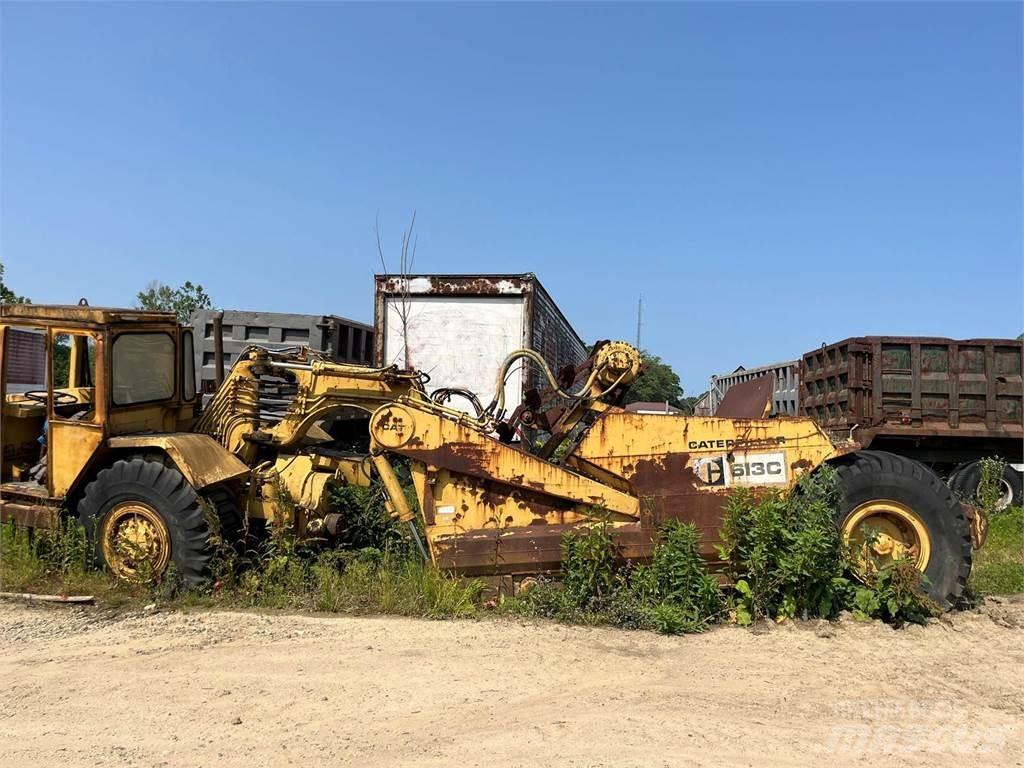CAT 613C Schaber