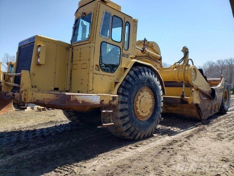 CAT 631D Schaber