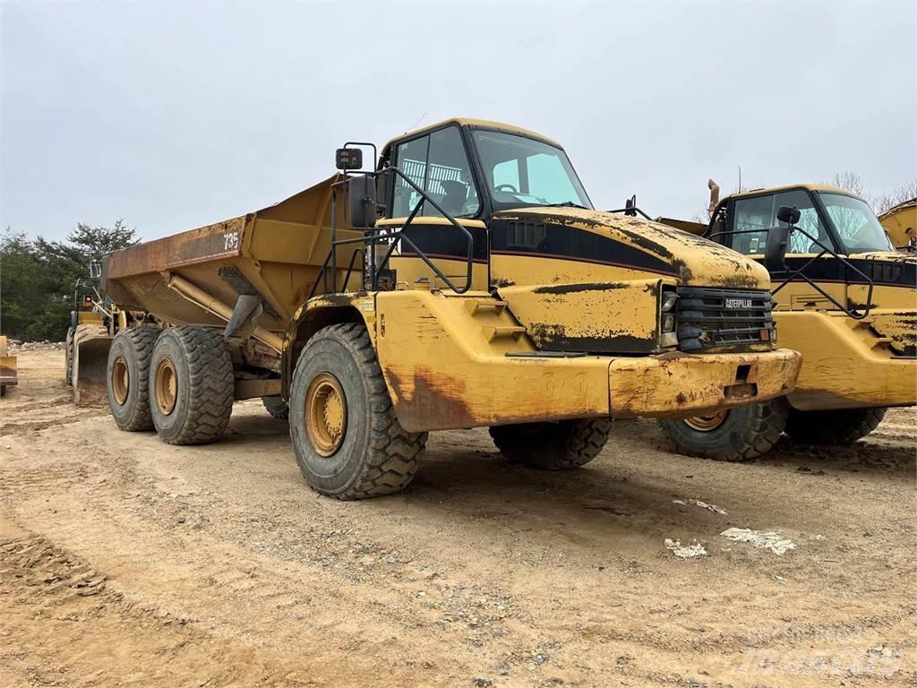 CAT 735 Dumper - Knickgelenk