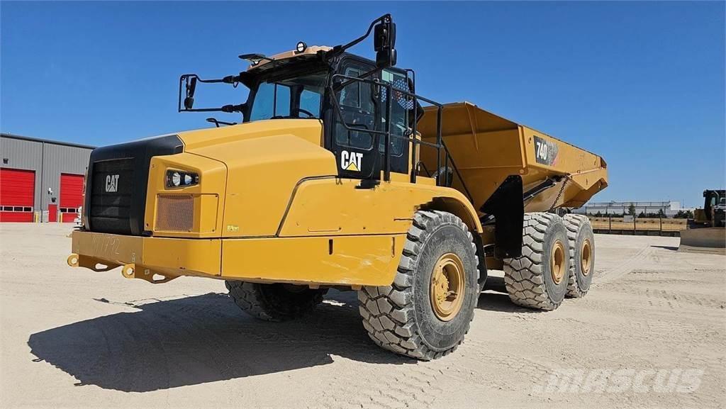 CAT 740GC Dumper - Knickgelenk