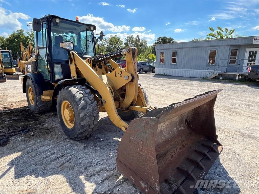 CAT 906 Radlader
