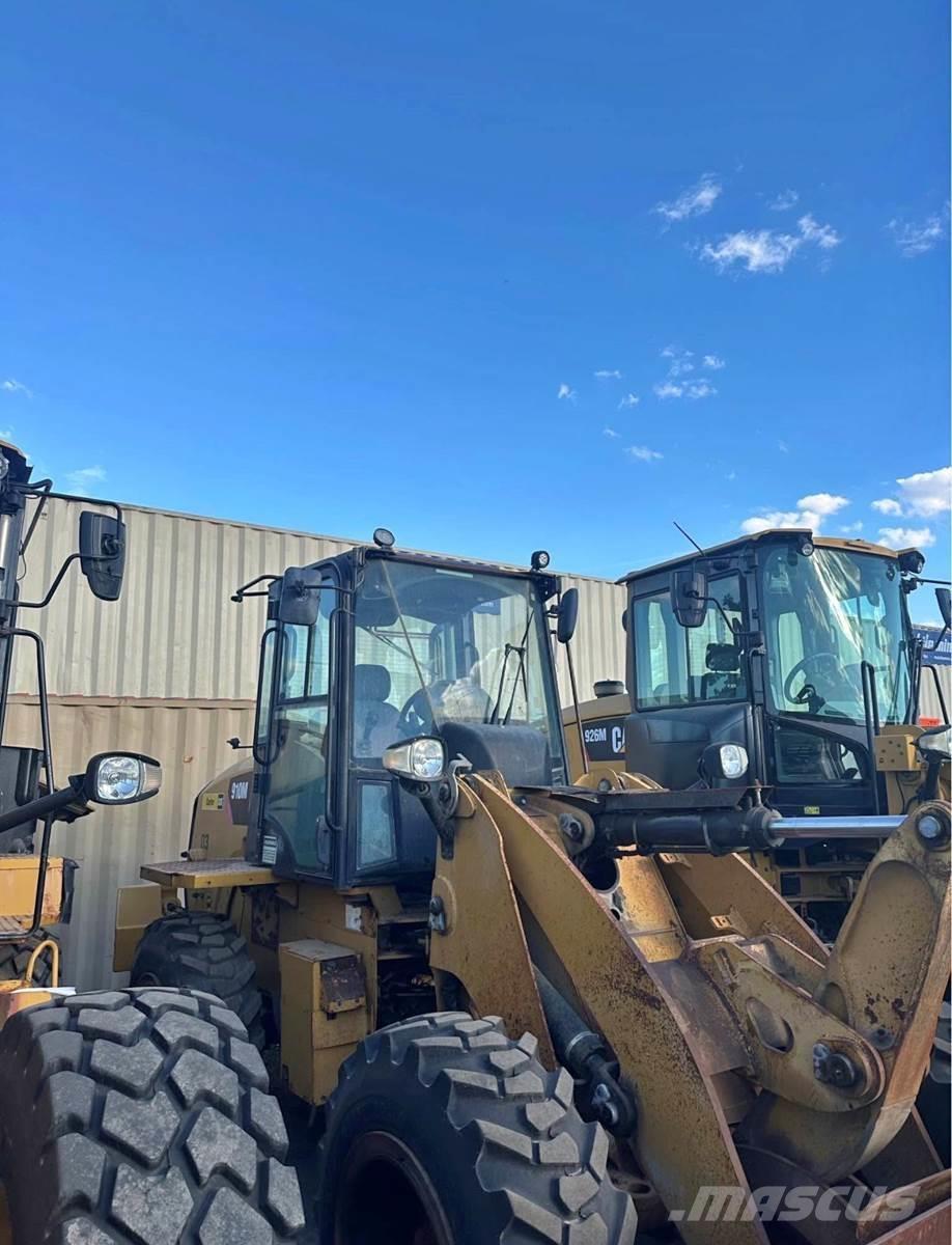 CAT 910M Radlader