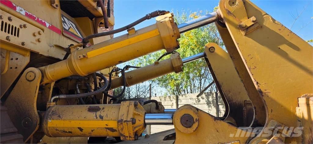 CAT D10T Bulldozer