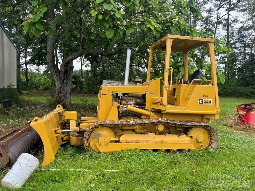 CAT D3B Bulldozer