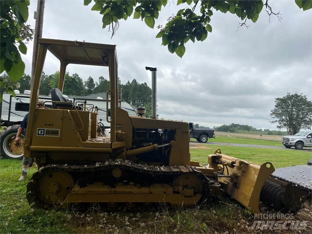 CAT D3B Bulldozer